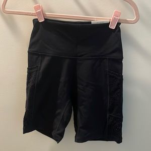 Aerie Bike Shorts - size M - NWT